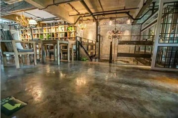 復古地坪漆施工時怎么解決基礎水泥地面不達標的問題？