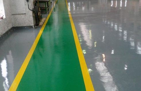 環氧自流平施工工藝是什么？與水泥自流平有哪些區別？
